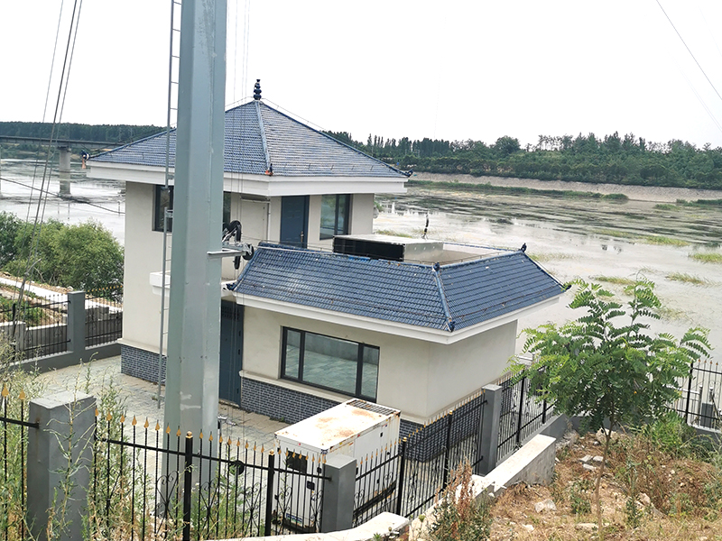 山東省國(guó)家基本水文測(cè)站提檔升級(jí)建設(shè)工程項(xiàng)目-項(xiàng)目說(shuō)明2-重點(diǎn)完善降水、水位、流量監(jiān)測(cè)基礎(chǔ)設(shè)施以及升級(jí)監(jiān)測(cè)裝備，同時(shí)與時(shí)俱進(jìn)升級(jí)省級(jí)水文應(yīng)急測(cè)驗(yàn)隊(duì)裝備